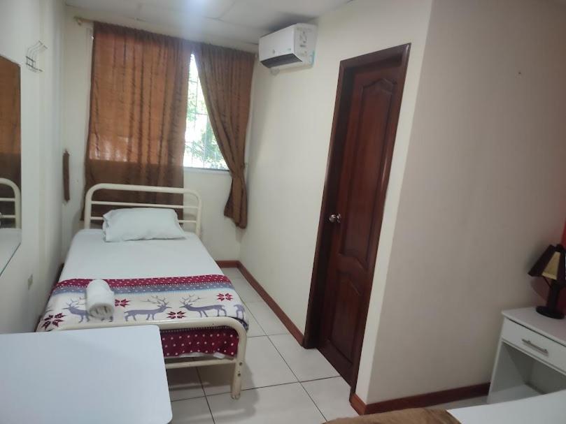 Sun Place Hosteria Las Tunas Bagian luar foto