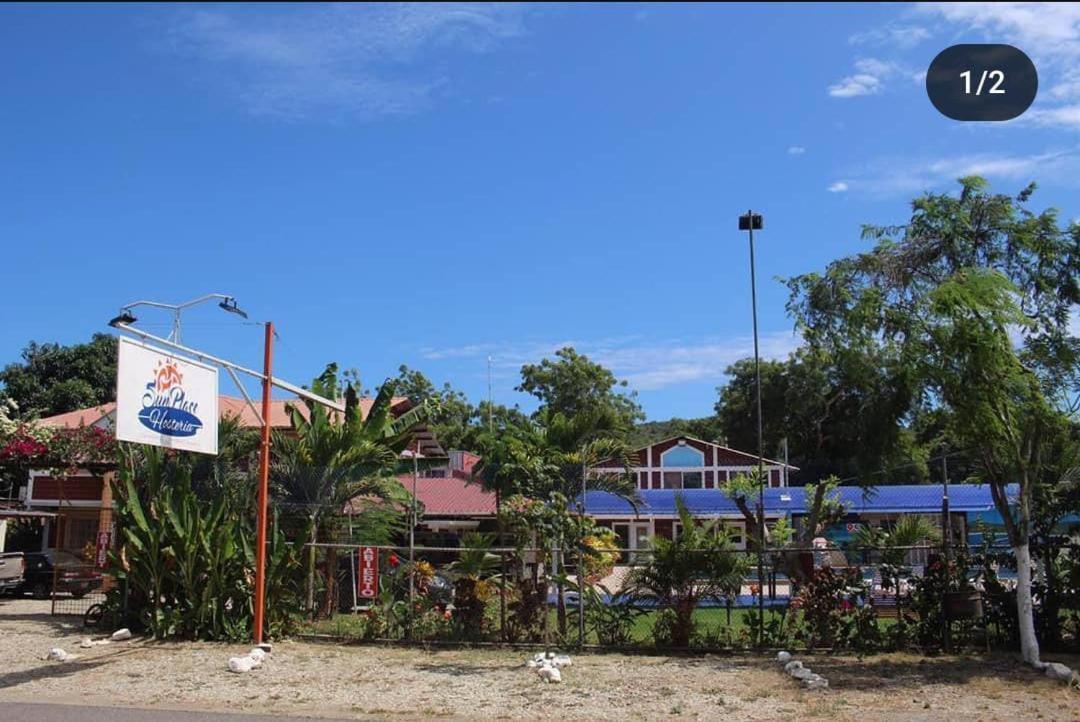Sun Place Hosteria Las Tunas Bagian luar foto