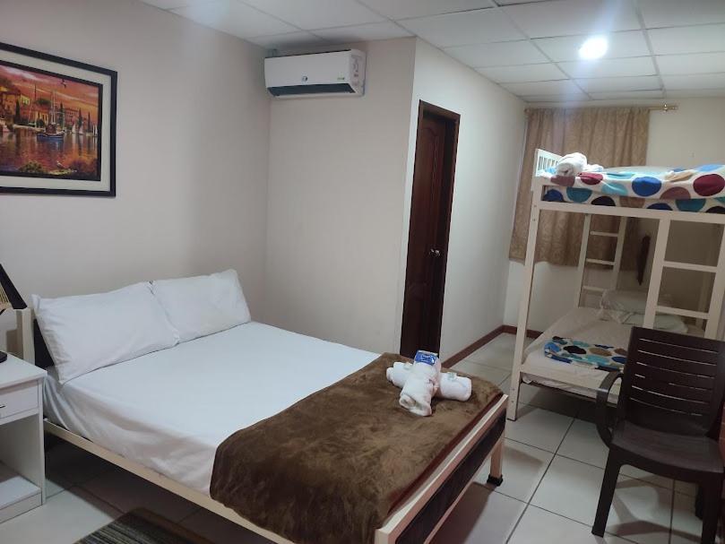 Sun Place Hosteria Las Tunas Bagian luar foto