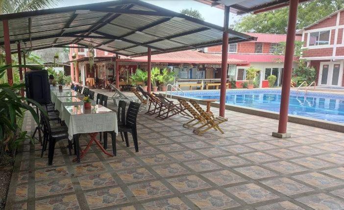 Sun Place Hosteria Las Tunas Bagian luar foto