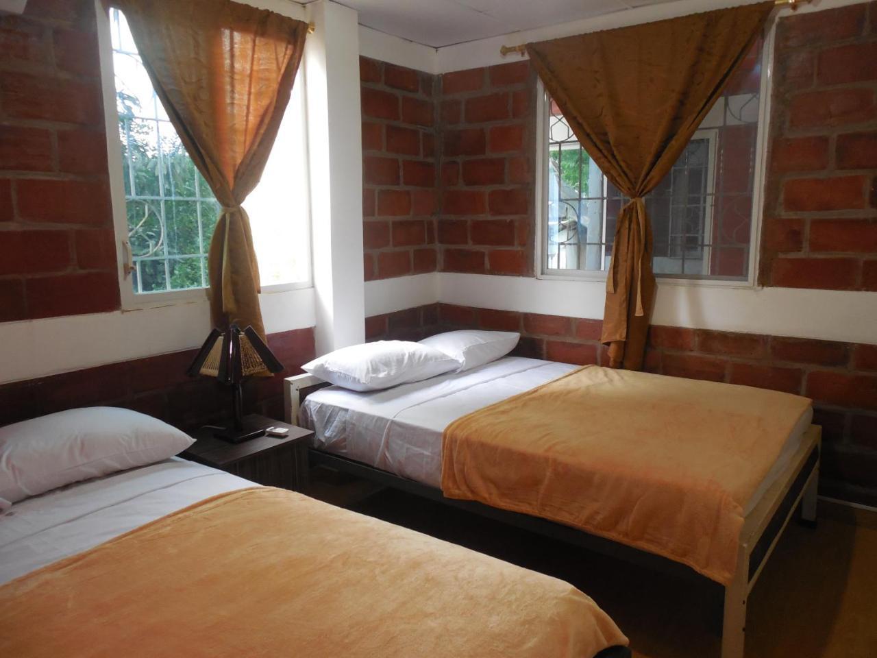 Sun Place Hosteria Las Tunas Bagian luar foto