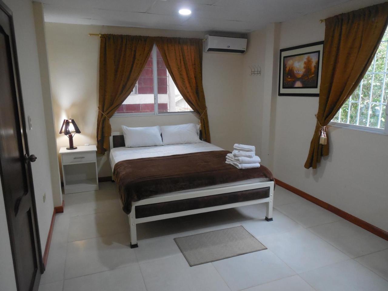 Sun Place Hosteria Las Tunas Bagian luar foto