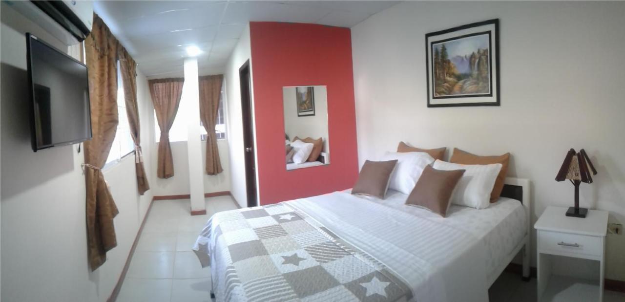 Sun Place Hosteria Las Tunas Bagian luar foto