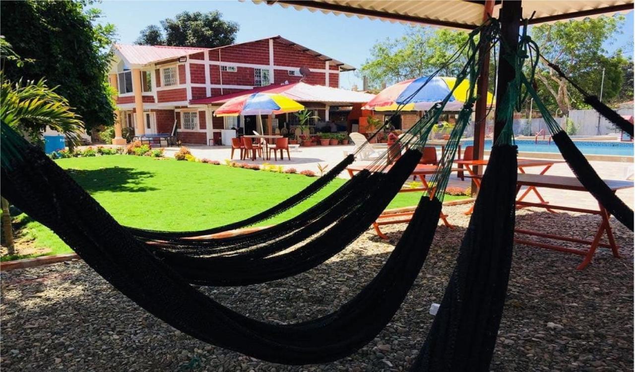 Sun Place Hosteria Las Tunas Bagian luar foto