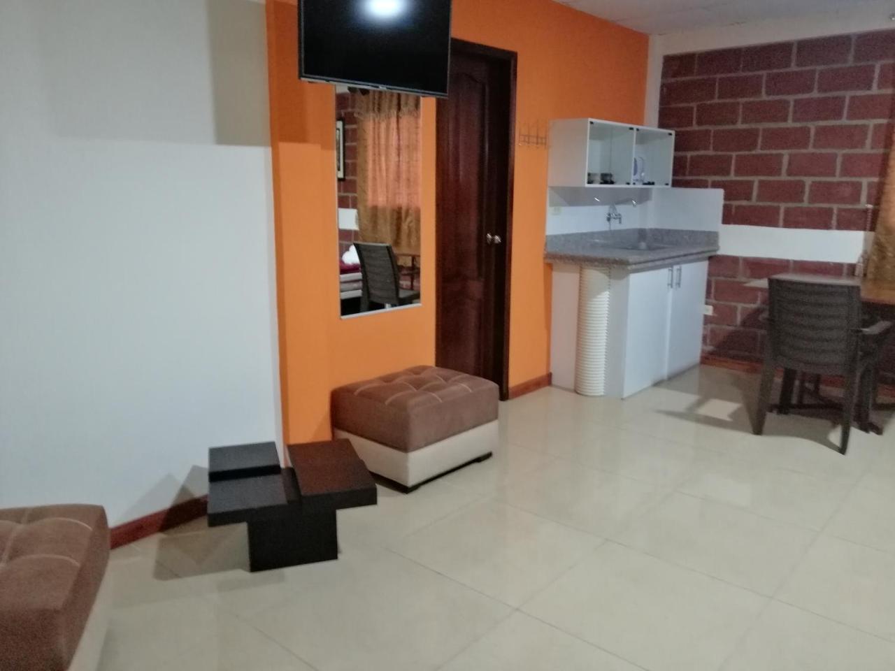 Sun Place Hosteria Las Tunas Bagian luar foto