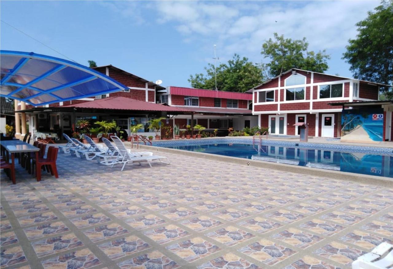 Sun Place Hosteria Las Tunas Bagian luar foto